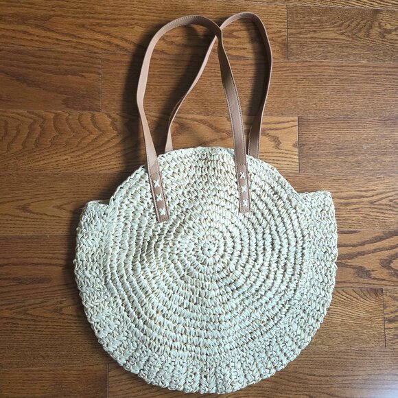 Round Straw Bag - Picture 1 of 6